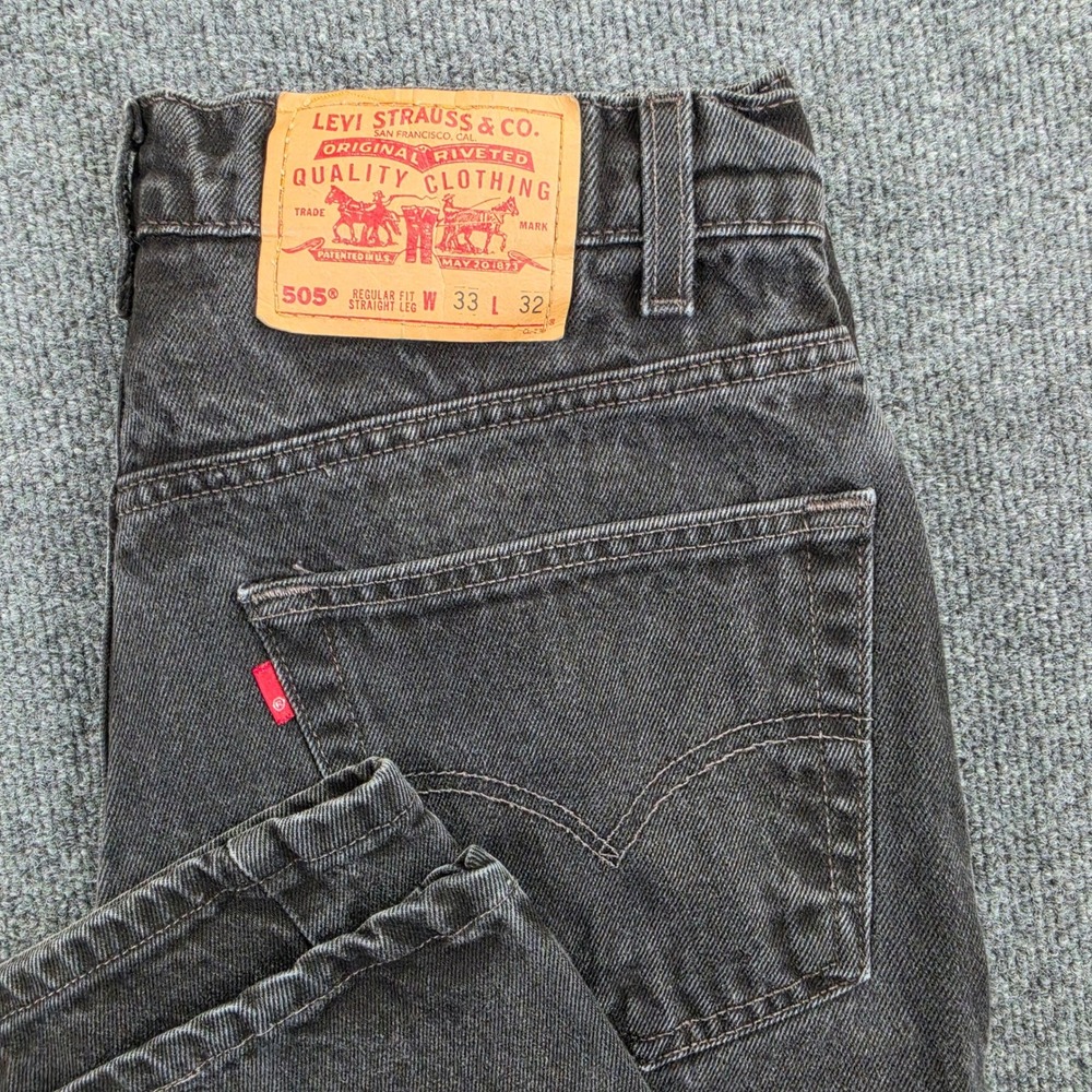 Vintage Levis 505 Jeans Men 33x32 Regular Fit Straight Leg Black Made in USA 98'
